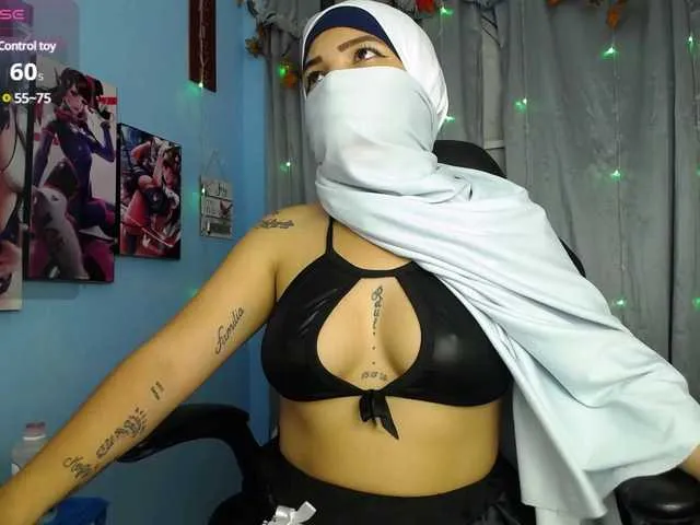 FalakYasin – webcam model profile photo
