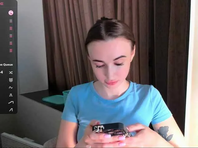 Kimmber – webcam model profile photo