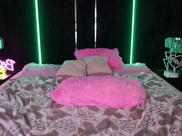 LylaNimfa – webcam model profile photo