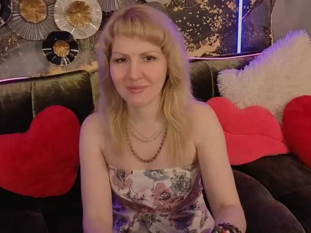 NatalyChanel – webcam model profile photo