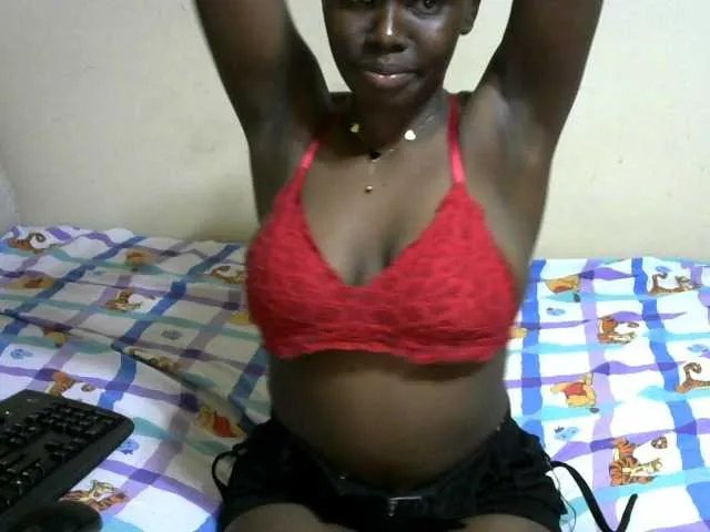 PetiteDesiree – webcam model profile photo