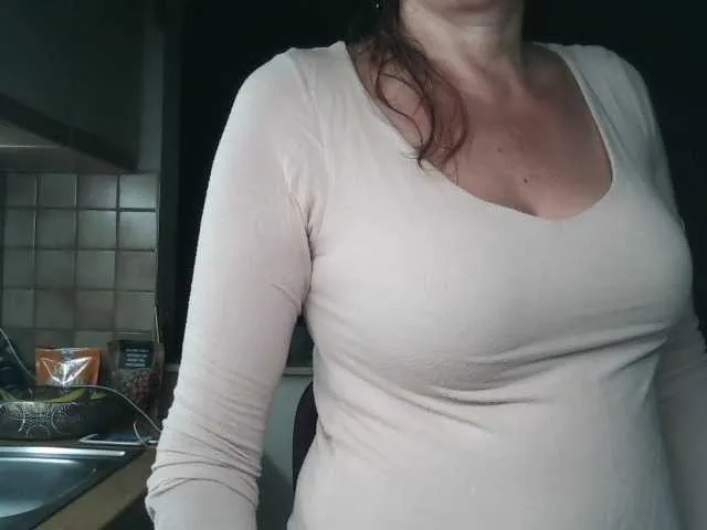 UllimOhi – webcam model profile photo