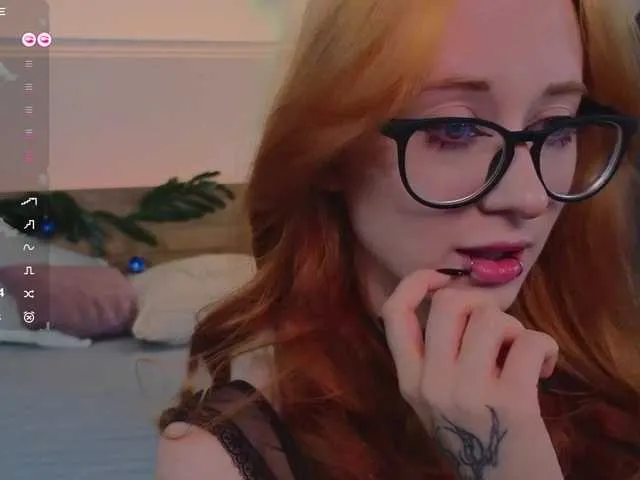 WICKEDEMBER – webcam model profile photo