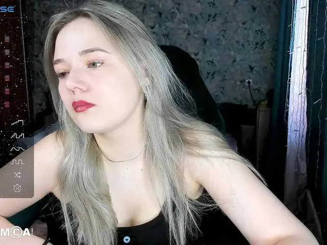 your-small-bunny – webcam model profile photo