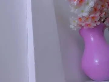 eimy_skinny's Thumb Image