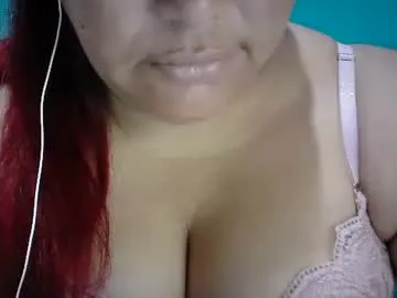 karolbb – webcam model profile photo