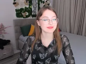 sereneflame – webcam model profile photo