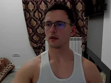 sexxymuscles4u's Thumb Image