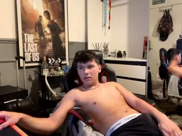 zachbritboy's Thumb Image