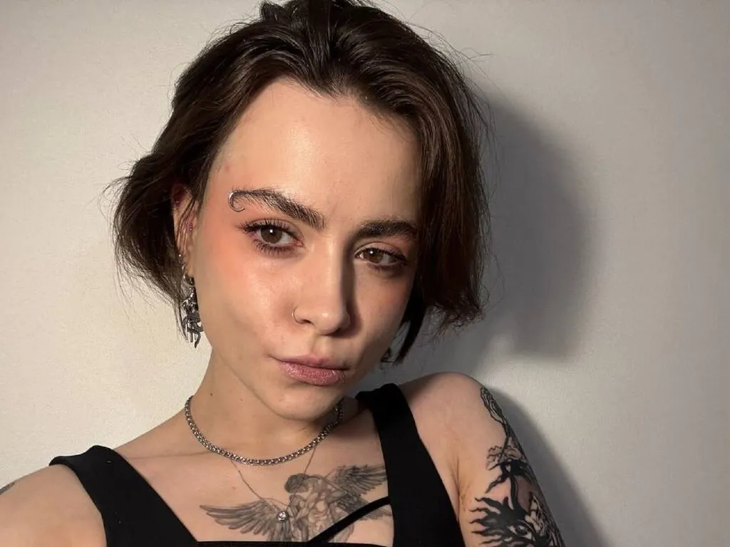 AriaBlair – webcam model profile photo