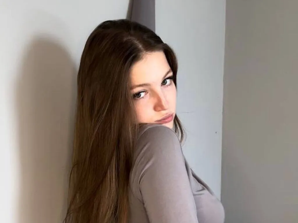 CarterBella – webcam model profile photo