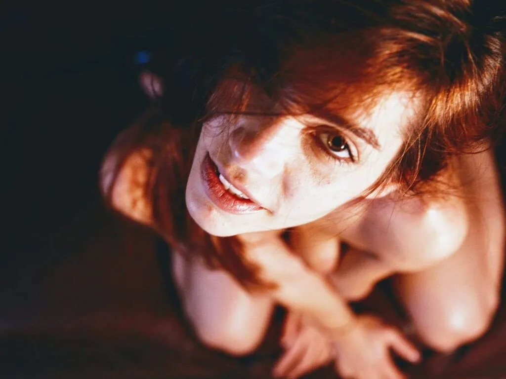 CleoCharm – webcam model profile photo