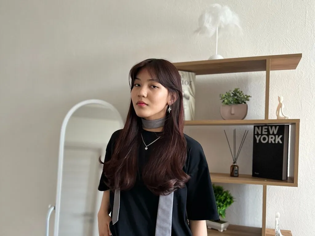 EleneClarkston – webcam model profile photo