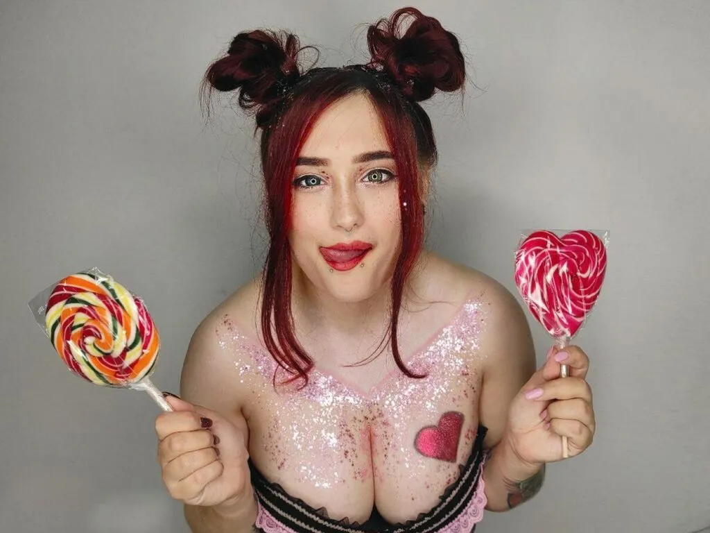 EstherTrix – webcam model profile photo