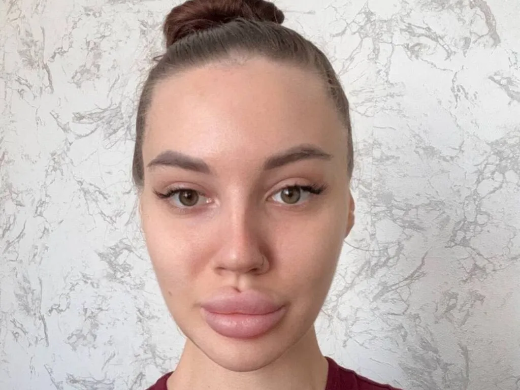 LorettaLauney – webcam model profile photo