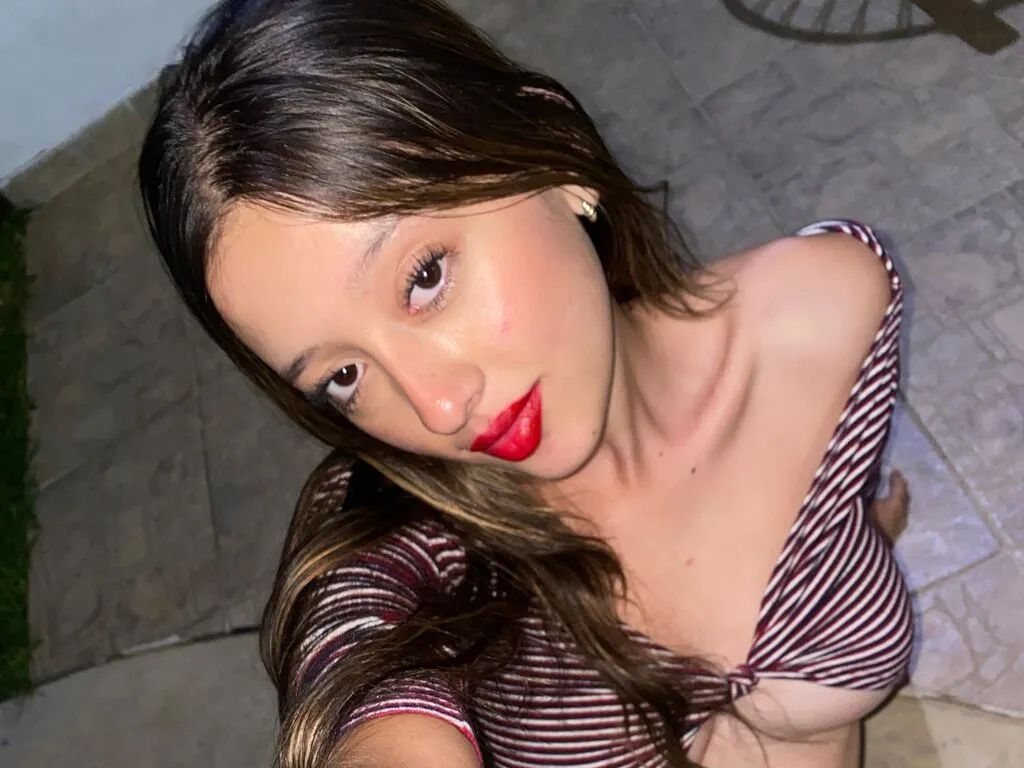 StarHarper – webcam model profile photo