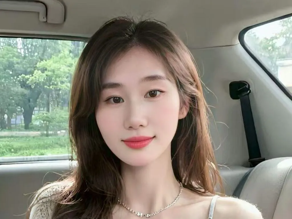 YingBao – webcam model profile photo