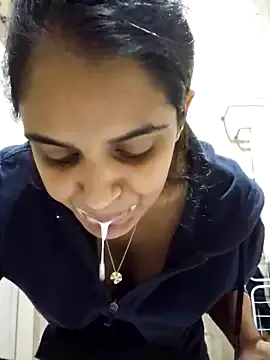 DirtySnowball69 – webcam model profile photo