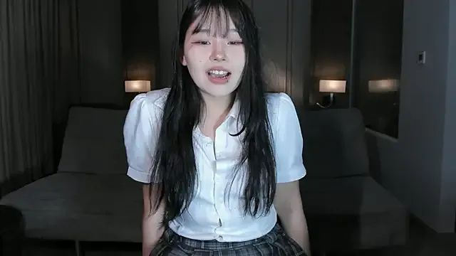 hee_young11 – webcam model profile photo