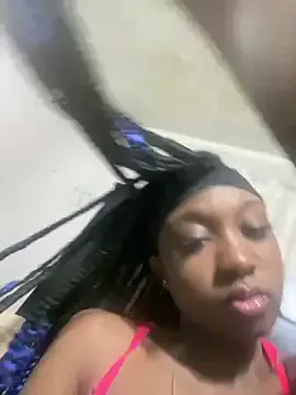 HennessyBaby21 – webcam model profile photo